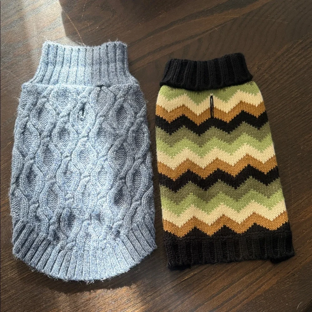 Really Nice Cable Knit and Chevron Dog Sweaters XS excellent quality